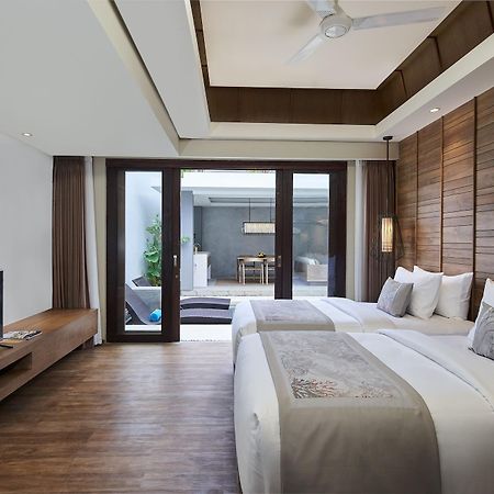 Hotel Cross Bali Breakers Jimbaran Zewnętrze zdjęcie