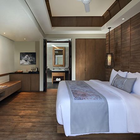 Hotel Cross Bali Breakers Jimbaran Zewnętrze zdjęcie