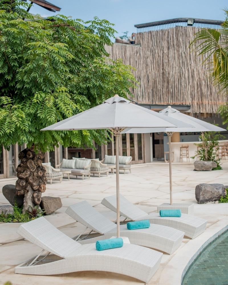 Hotel Cross Bali Breakers Jimbaran Zewnętrze zdjęcie